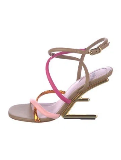 Pre-owned Fendi Leather Gladiator Sandals In Pink