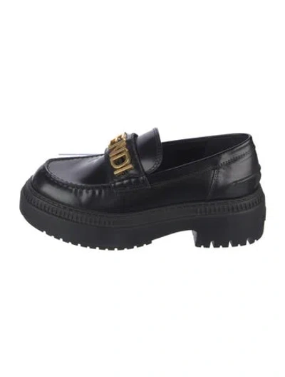Pre-owned Fendi Leather Loafers In Black