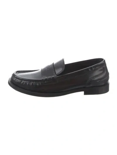 Pre-owned Fendi Leather Loafers In Black