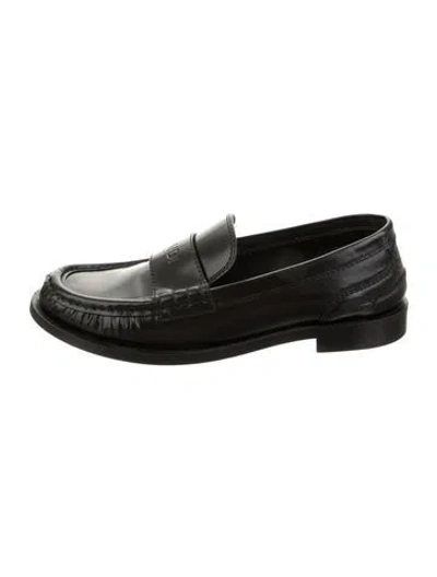 Pre-owned Fendi Leather Loafers In Black