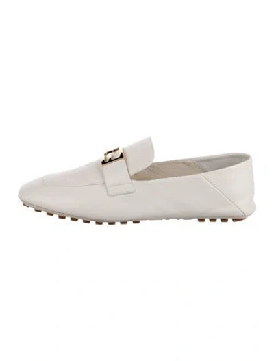 Pre-owned Fendi Leather Loafers In Neutral