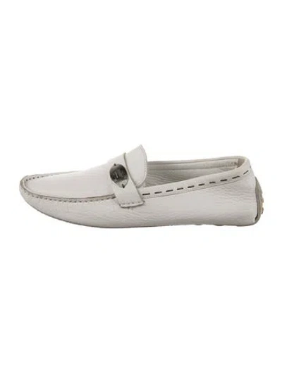 Pre-owned Fendi Leather Loafers In White