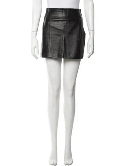 Pre-owned Fendi Leather Mini Skirt In Black