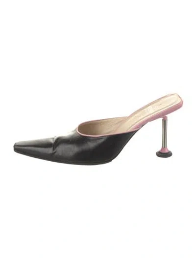 Pre-owned Fendi Leather Mules In Black