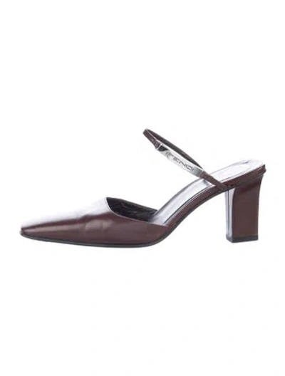 Pre-owned Fendi Leather Mules In Brown