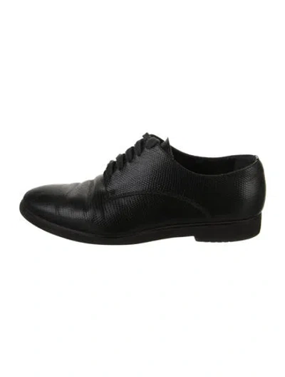 Pre-owned Fendi Leather Oxfords In Black