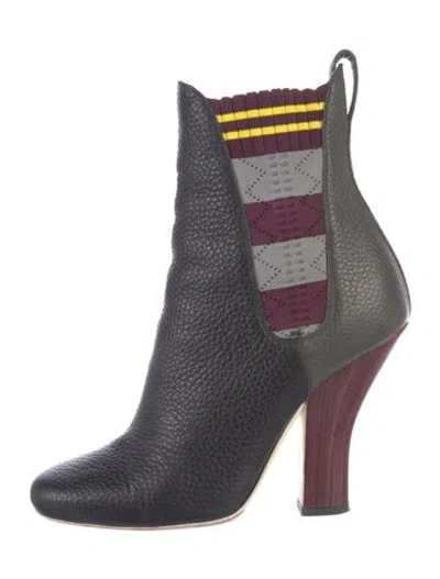 Pre-owned Fendi Leather Patterned Chelsea Boots In Black/grey
