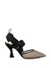 Fendi Leather Pumps In 블랙