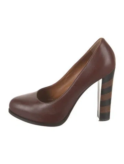 Pre-owned Fendi Leather Pumps In Brown