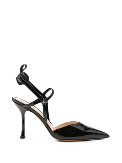 Fendi Leather Pumps In Black