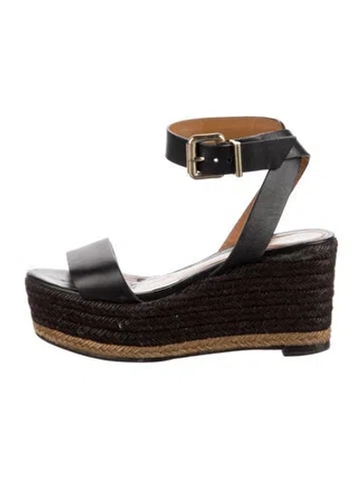 Pre-owned Fendi Leather Sandals In Black