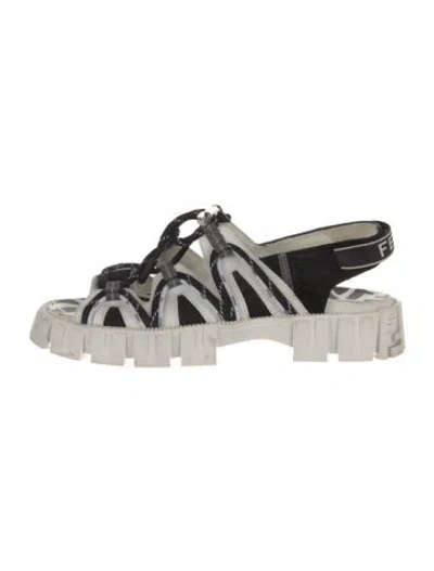 Pre-owned Fendi Leather Sandals In White