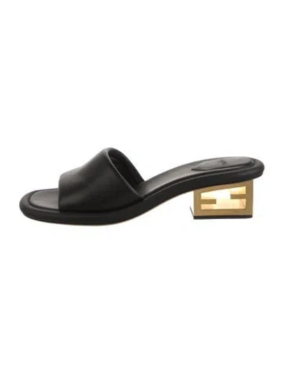 Pre-owned Fendi Leather Slides In Black