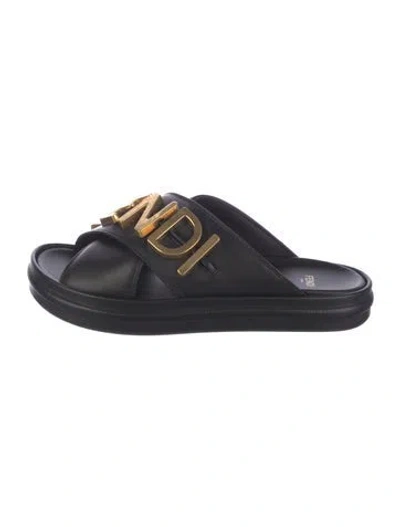 Pre-owned Fendi Leather Slides In Black