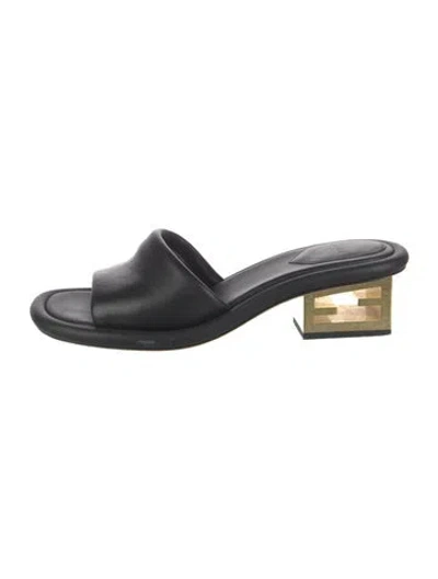 Pre-owned Fendi Leather Slides In Black