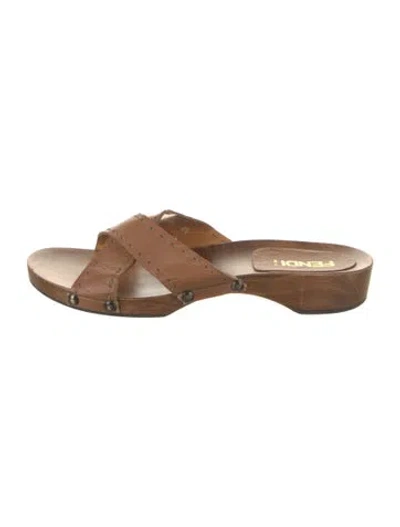 Pre-owned Fendi Leather Slides In Brown