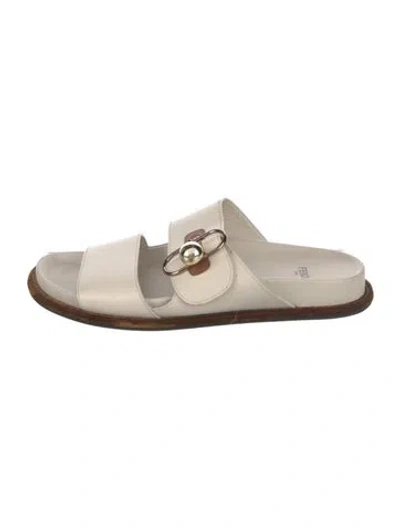 Pre-owned Fendi Leather Slides In Neutrals