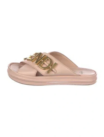 Pre-owned Fendi Leather Slides In Pink