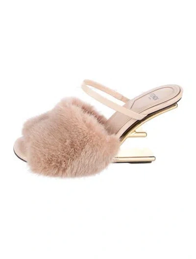 Pre-owned Fendi Leather Slides In Pink