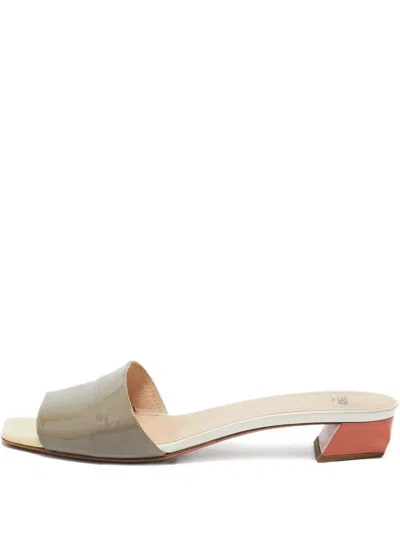 Pre-owned Fendi Leather Slip-on Sandals In Gray