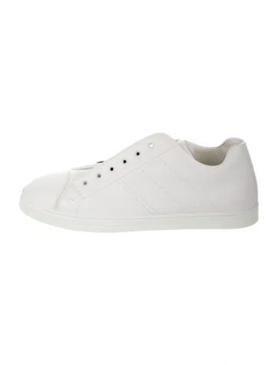 Pre-owned Fendi Leather Sneakers In White