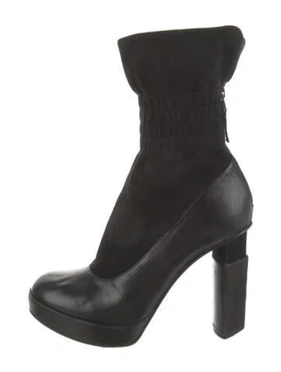 Pre-owned Fendi Leather Sock Boots In Black