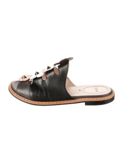 Pre-owned Fendi Leather Studded Accents Mules In Black