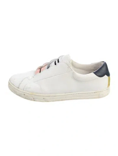 Pre-owned Fendi Leather Studded Accents Sneakers In White