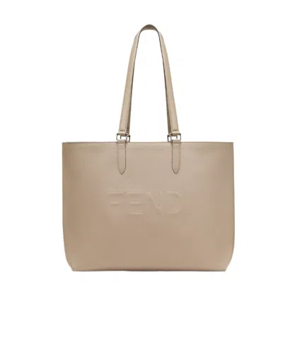 Fendi Roma Logo Embossed Shopper Bag In Neutral