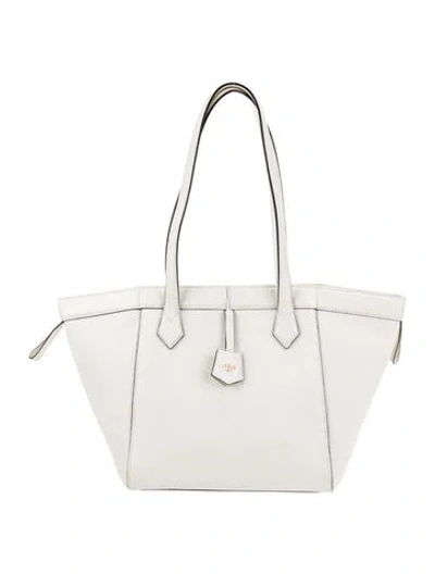 Pre-owned Fendi Leather Tote In White