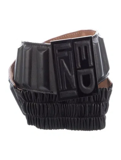 Pre-owned Fendi Leather Waist Belt In Black