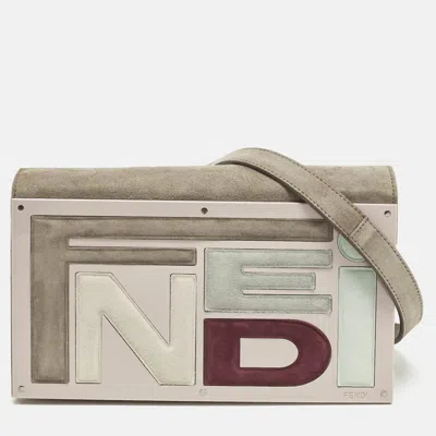 Pre-owned Fendi Logo Beige/light Pink Plexiglass And Suede Clutch Bag In Sand