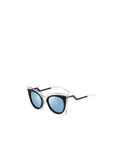 Fendi Logo Details Sunglasses In Blue