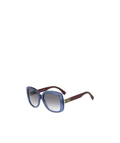 Fendi Logo Details Sunglasses In Gray
