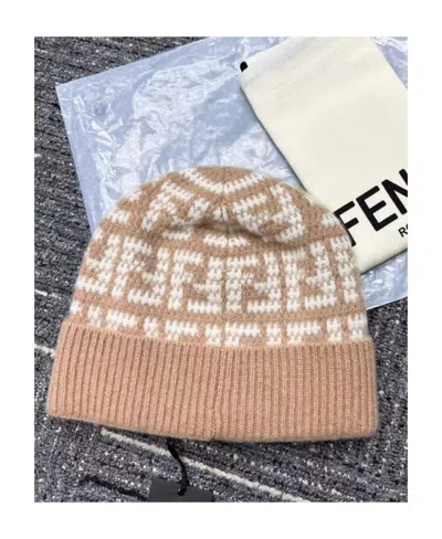 Fendi Logo Hat In Nude