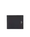 Fendi Logo-lettering Bi-fold Wallet In Black
