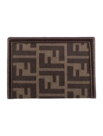 Pre-owned Fendi Logo Passport Holder In Brown