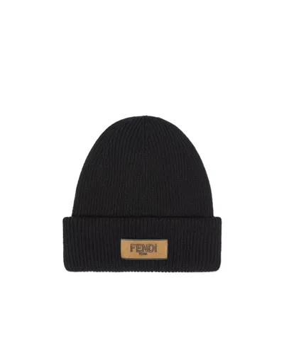 Fendi Logo-patch Virgin-wool Beanie In Black