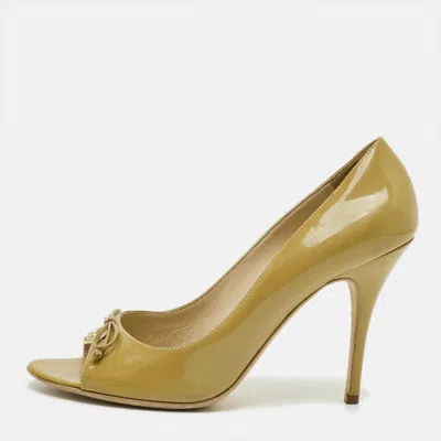 Pre-owned Fendi Logo Size 41 Green Patent Leather Peep Toe Pumps