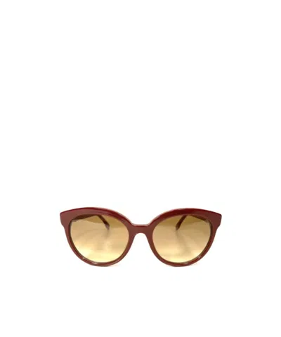 Fendi Logo Sunglasses In Nude