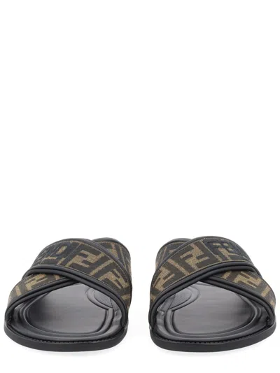 FENDI FENDI LOGO-EMBROIDERED SLIDES