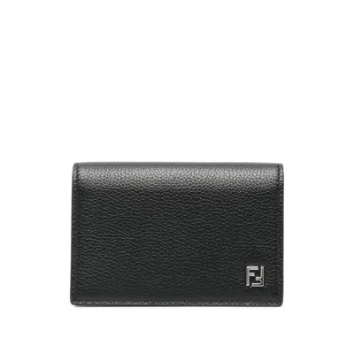 Fendi Logo-plaque Pebbled-leather Wallet In Black