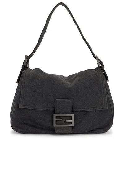 Pre-owned Fendi Mama Baguette Shoulder Bag In Black
