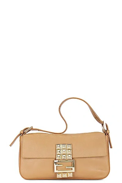 Fendi Mama Baguette Shoulder Bag In Tan