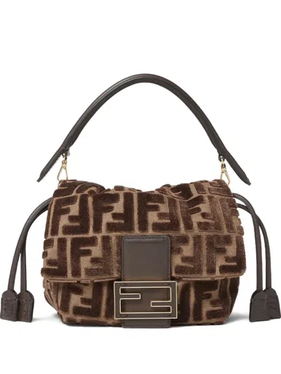 Fendi Mamma Baguette Small In Brown