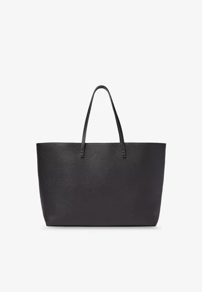 Fendi Medium Roll Grained Leather Tote Bag In Black