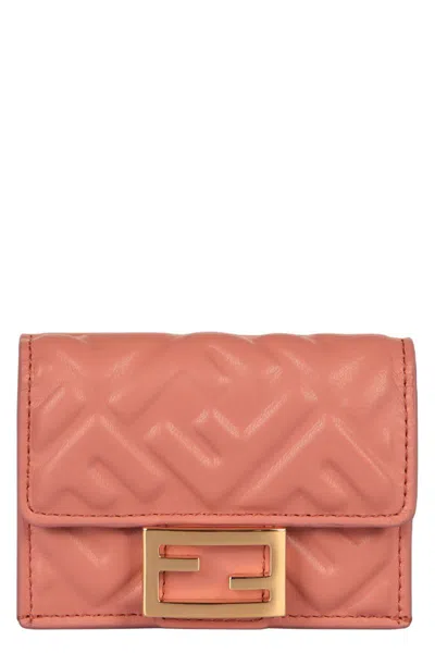 Fendi Micro Tri-fold Wallet Baguette In Leather In Pink