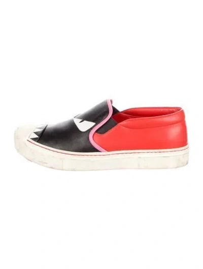 Pre-owned Fendi Monsters Motif Leather Loafers In Red