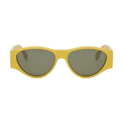Fendi Oval Full Rim Sunglasses In White