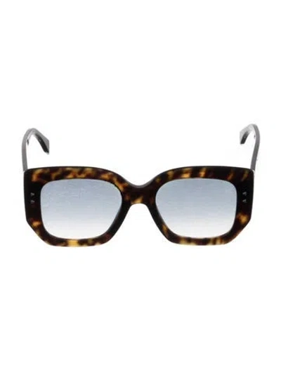 Pre-owned Fendi Oversize Gradient Sunglasses In Brown